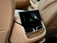 Bentley Flying Spur Azure V8 404kW thumbnail