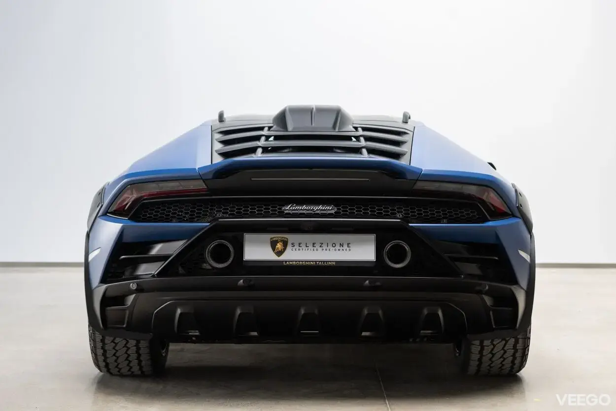 Lamborghini Huracan Sterrato 5.2 449kW