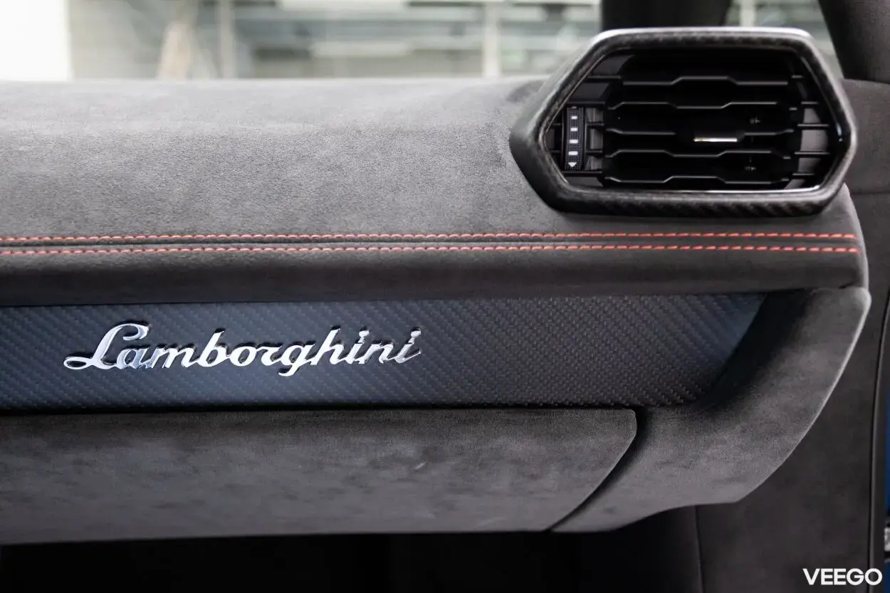 Lamborghini Huracan Sterrato 5.2 449kW