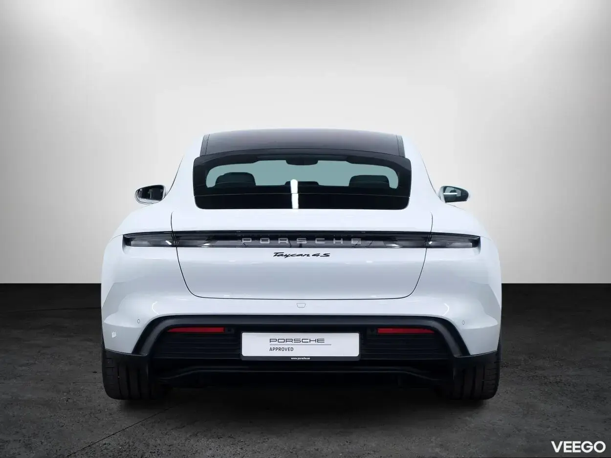 Porsche Taycan 4S 420kW
