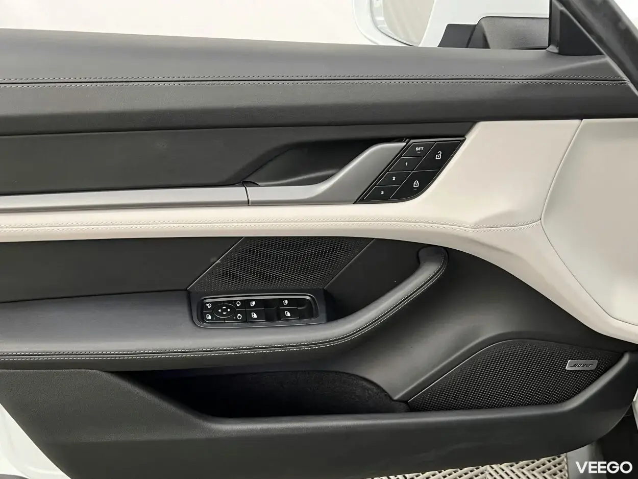 Porsche Taycan 4S 420kW