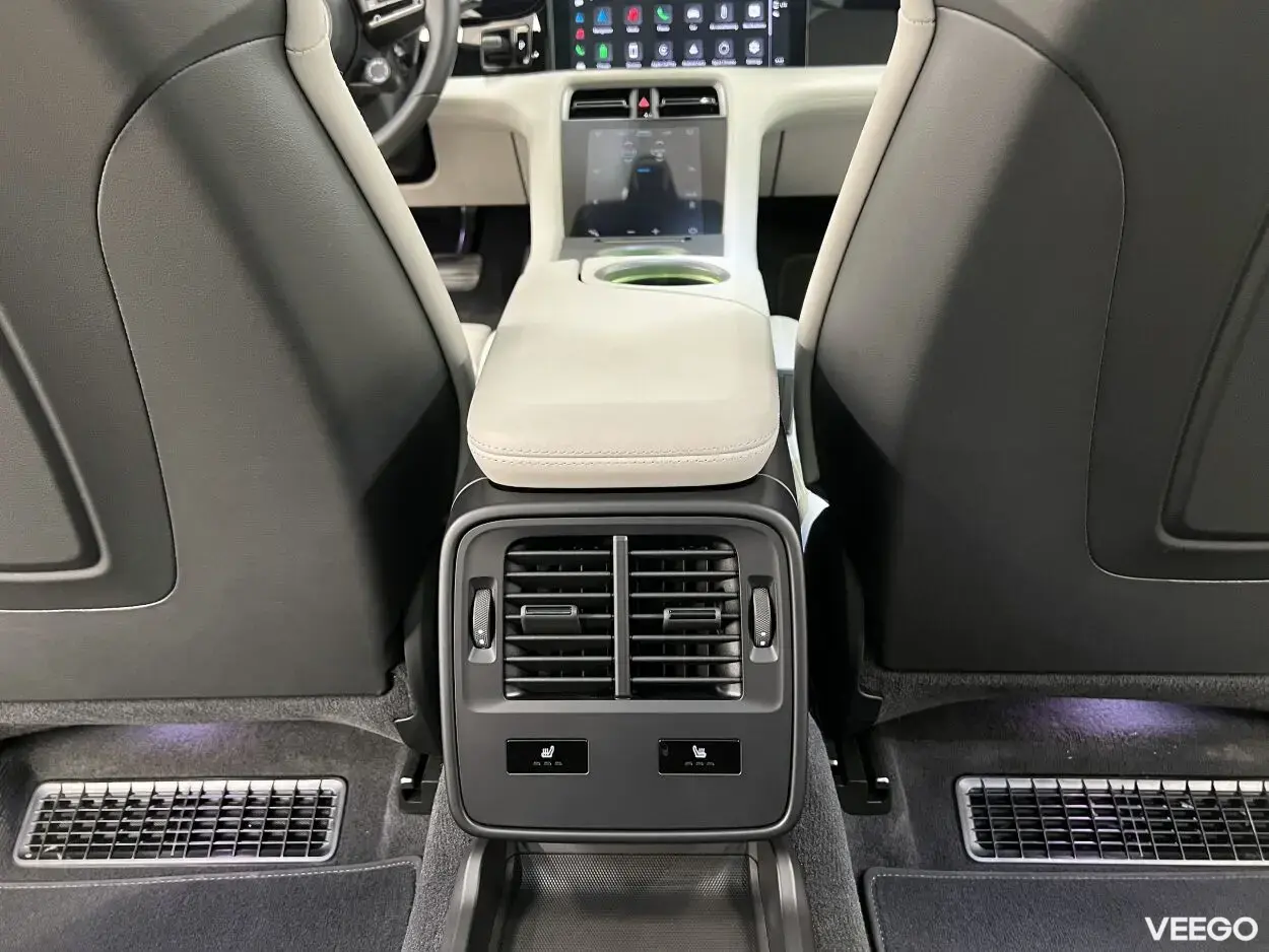 Porsche Taycan 4S 420kW