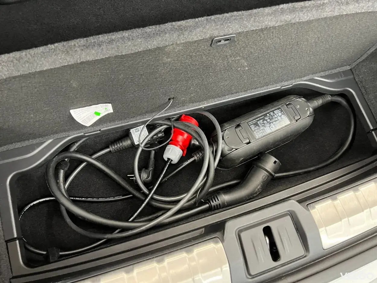 Porsche Taycan 4S 420kW