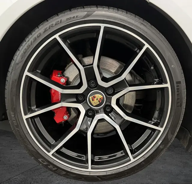 Image of Porsche Taycan 4S 420kW