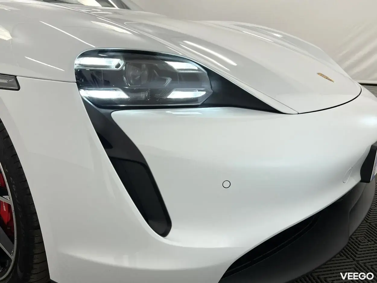 Porsche Taycan 4S 420kW