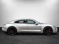 Porsche Taycan GTS 440kW thumbnail