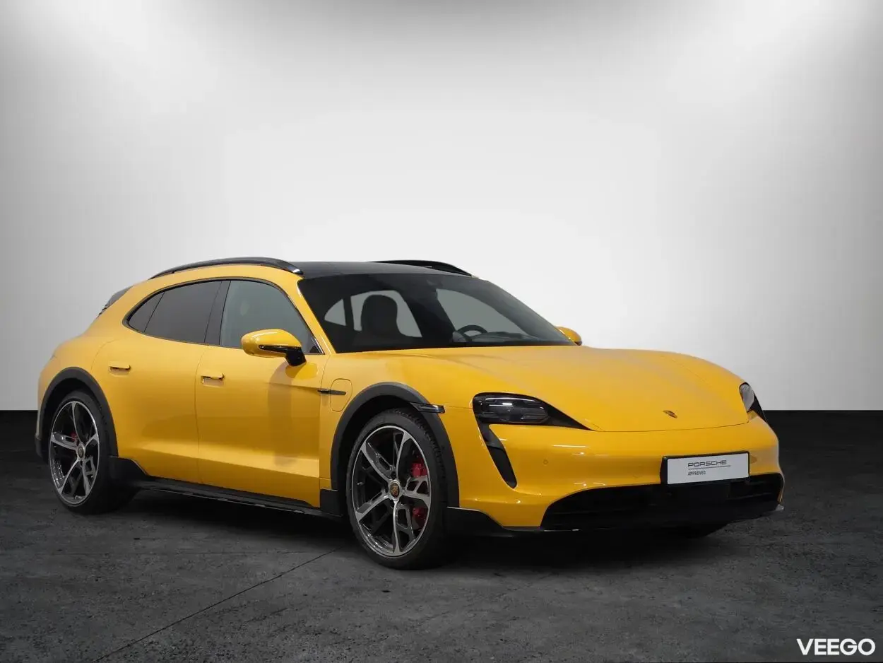 Porsche Taycan 4S Cross Turismo 420kW