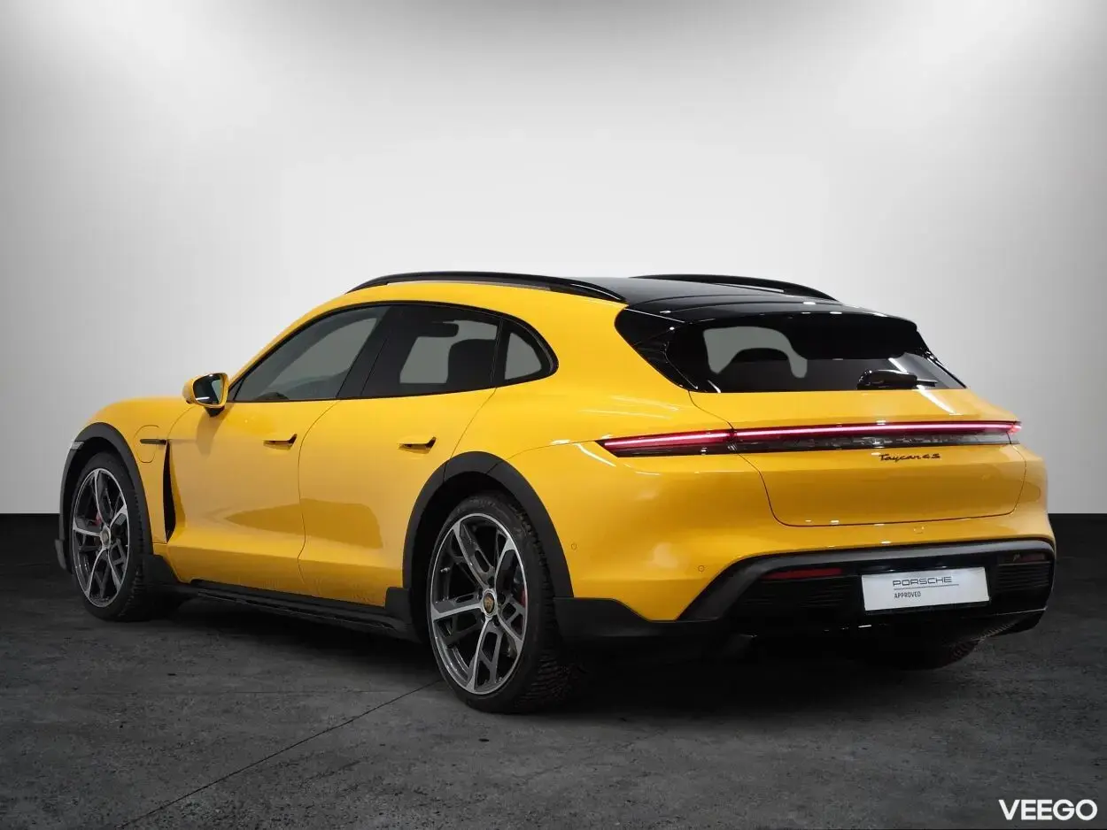 Porsche Taycan 4S Cross Turismo 420kW
