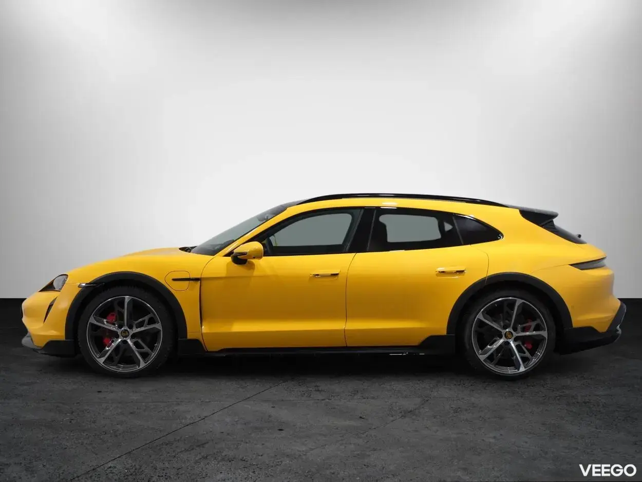 Porsche Taycan 4S Cross Turismo 420kW
