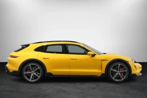 Image of Porsche Taycan 4S Cross Turismo 420kW