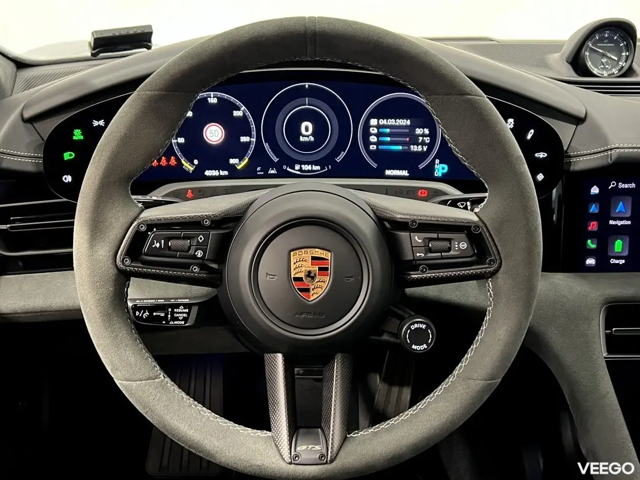 Porsche Taycan GTS 440kW
