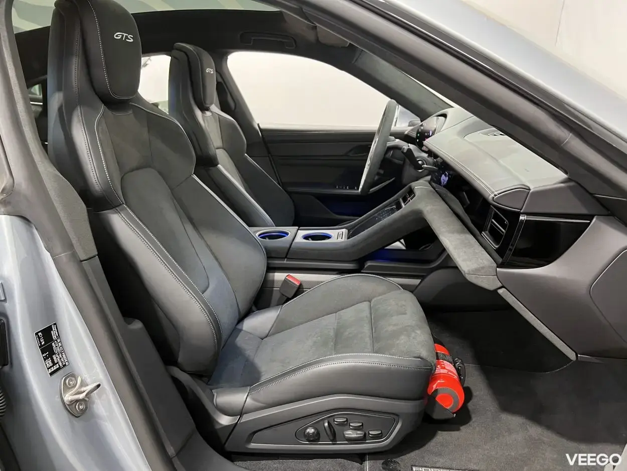 Porsche Taycan GTS 440kW