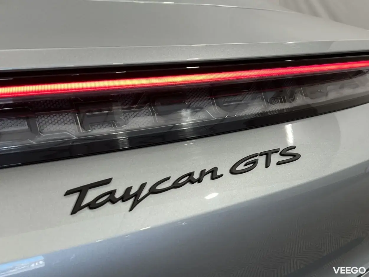 Porsche Taycan GTS 440kW