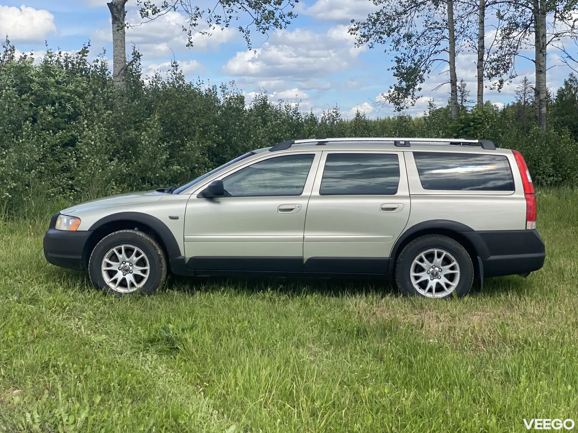 Volvo XC70 2.4 136kW