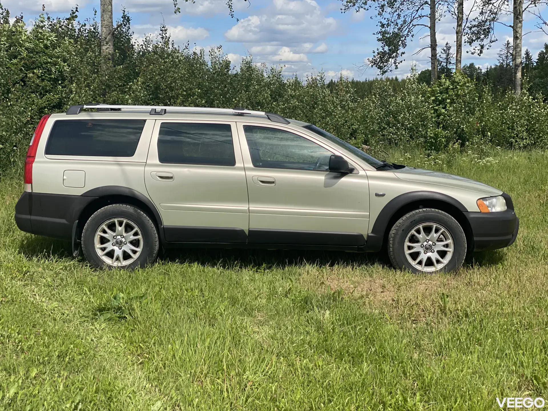 Volvo XC70 2.4 136kW