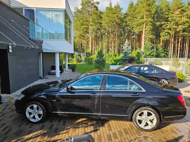 Image of Mercedes-Benz S 350 BLUETEC 3.0 190kW