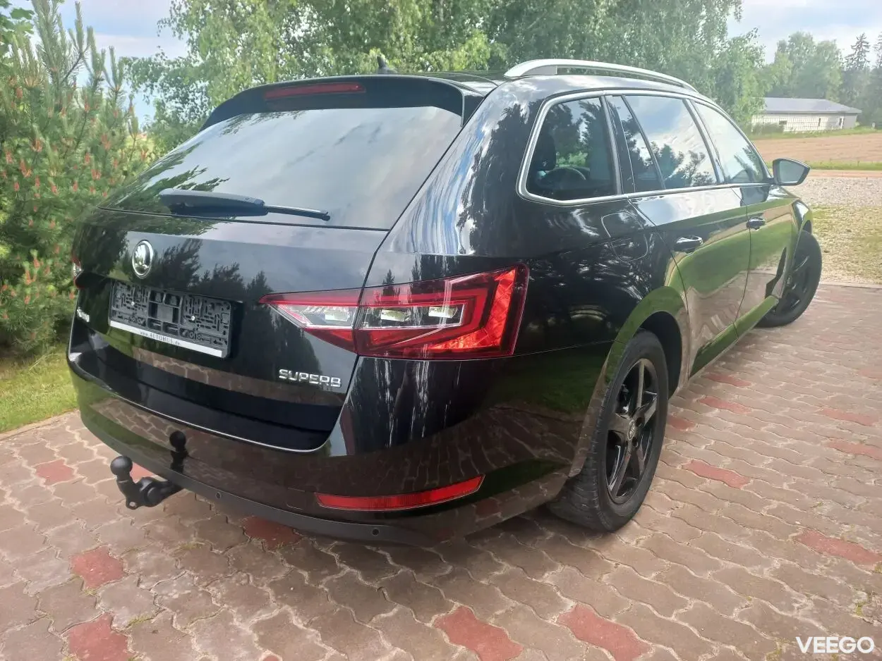 Skoda Superb 2.0 140kW