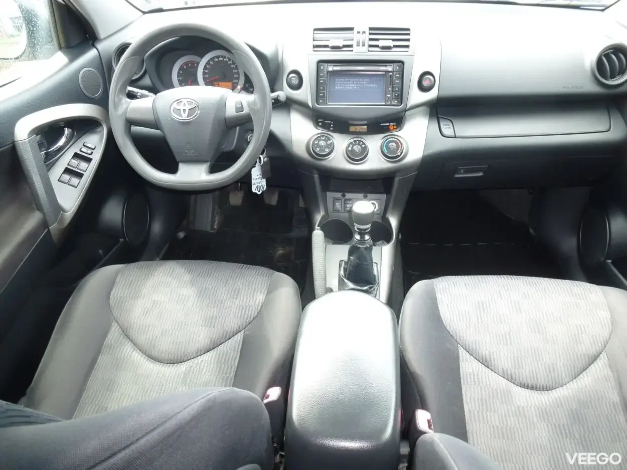 Toyota RAV4 2.2 110kW