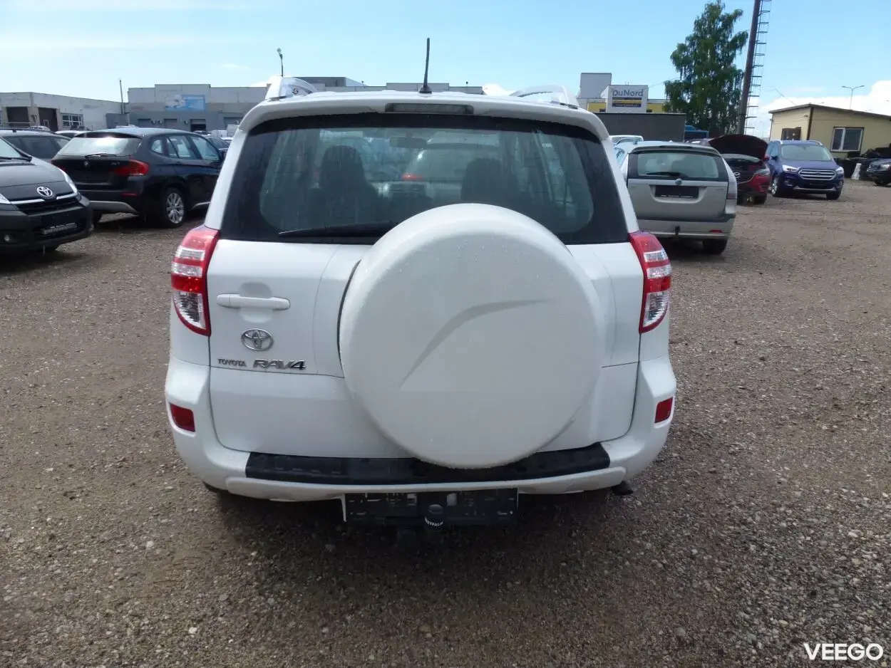 Toyota RAV4 2.2 110kW