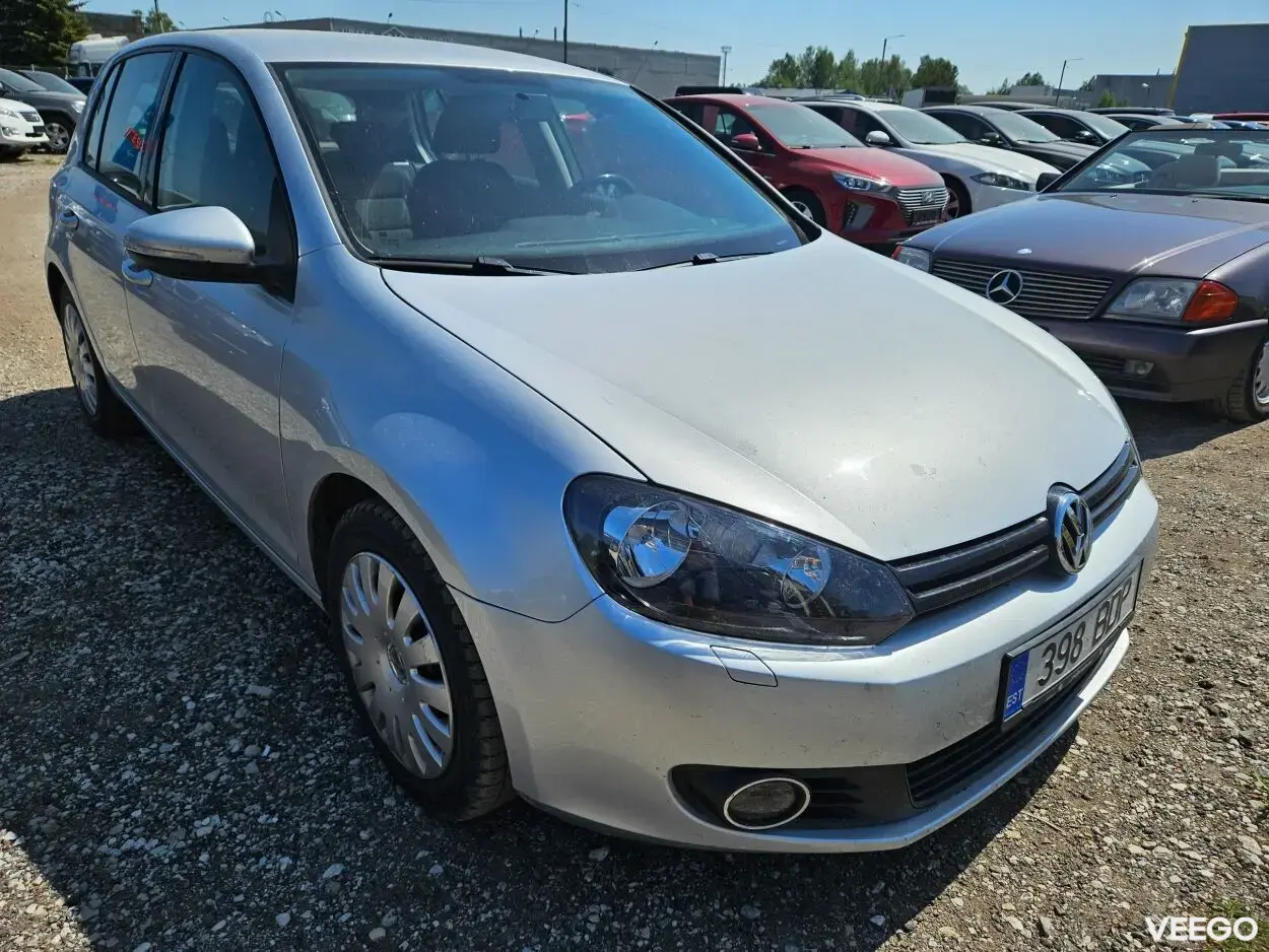 Volkswagen Golf 1.6 75kW