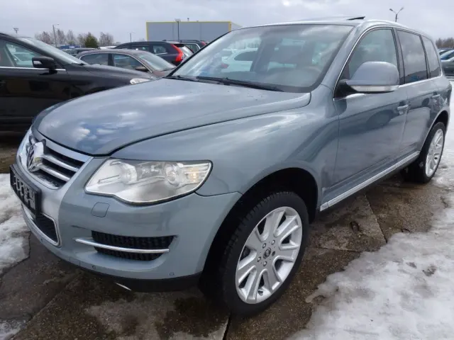 Image of Volkswagen Touareg 4.9 230kW