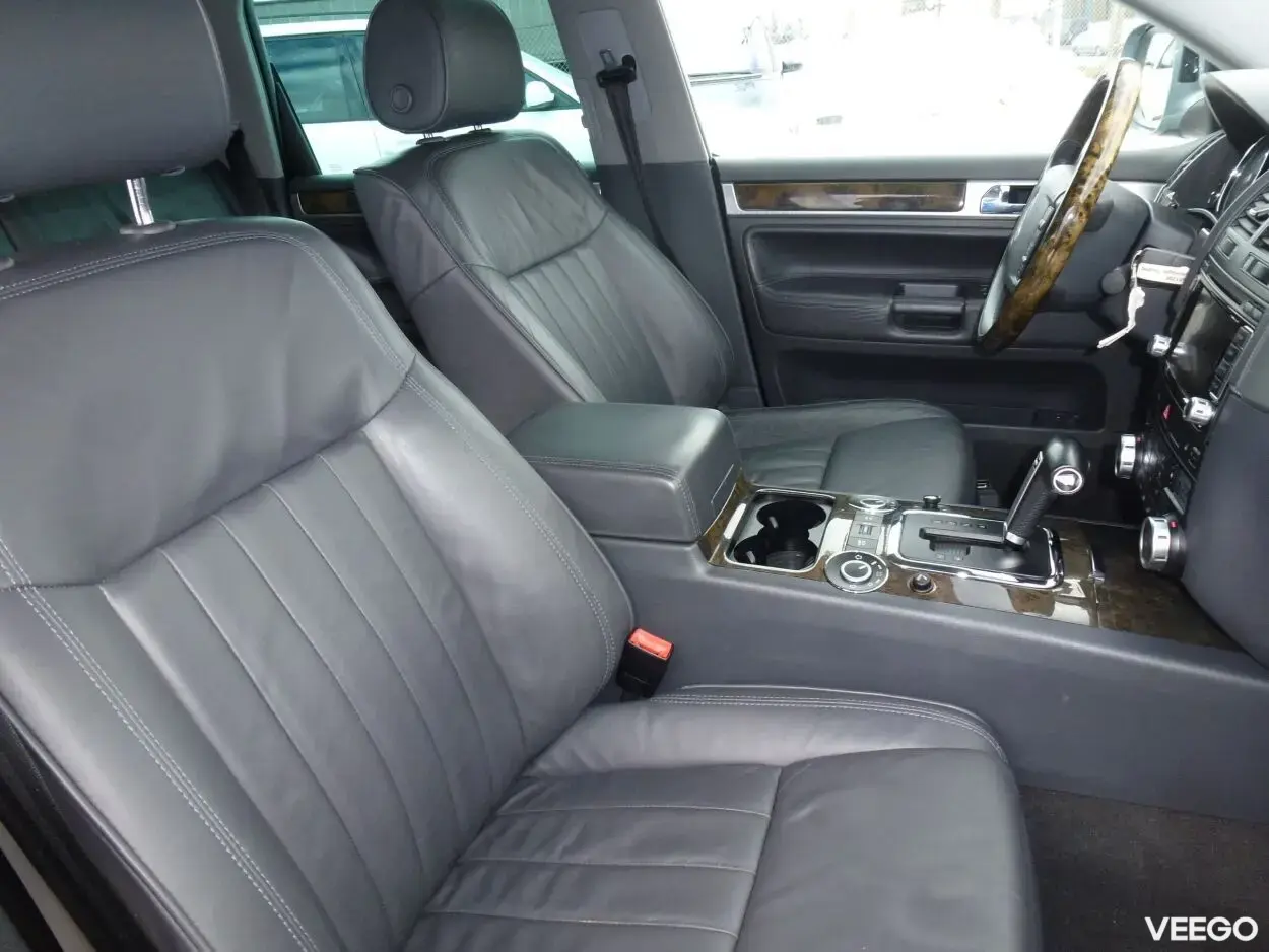 Volkswagen Touareg 4.9 230kW