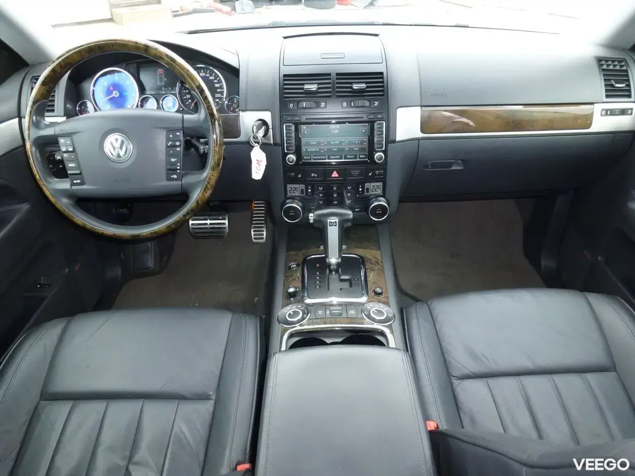 Volkswagen Touareg 4.9 230kW