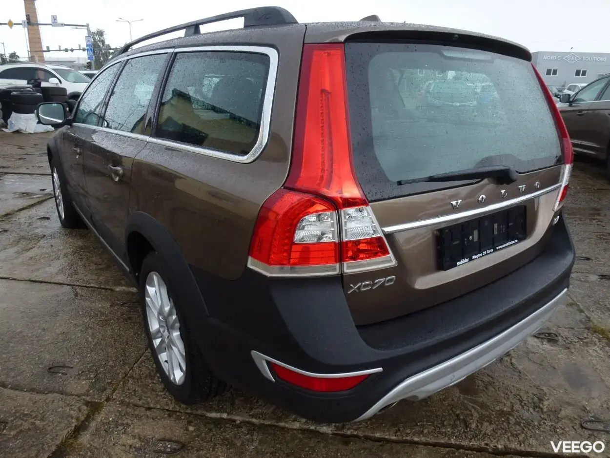 Volvo XC70 2.0 133kW