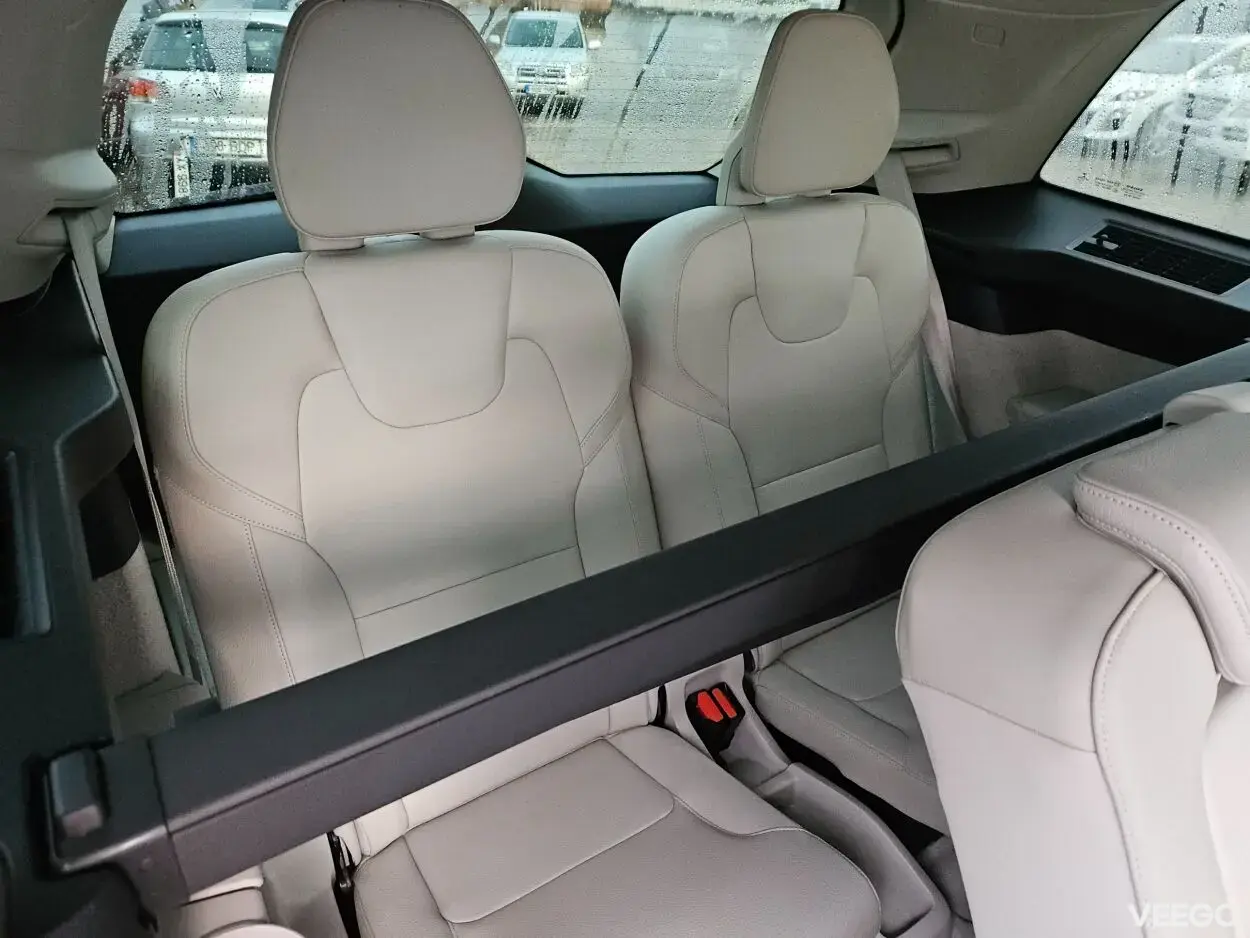 Volvo XC90 2.0 165kW