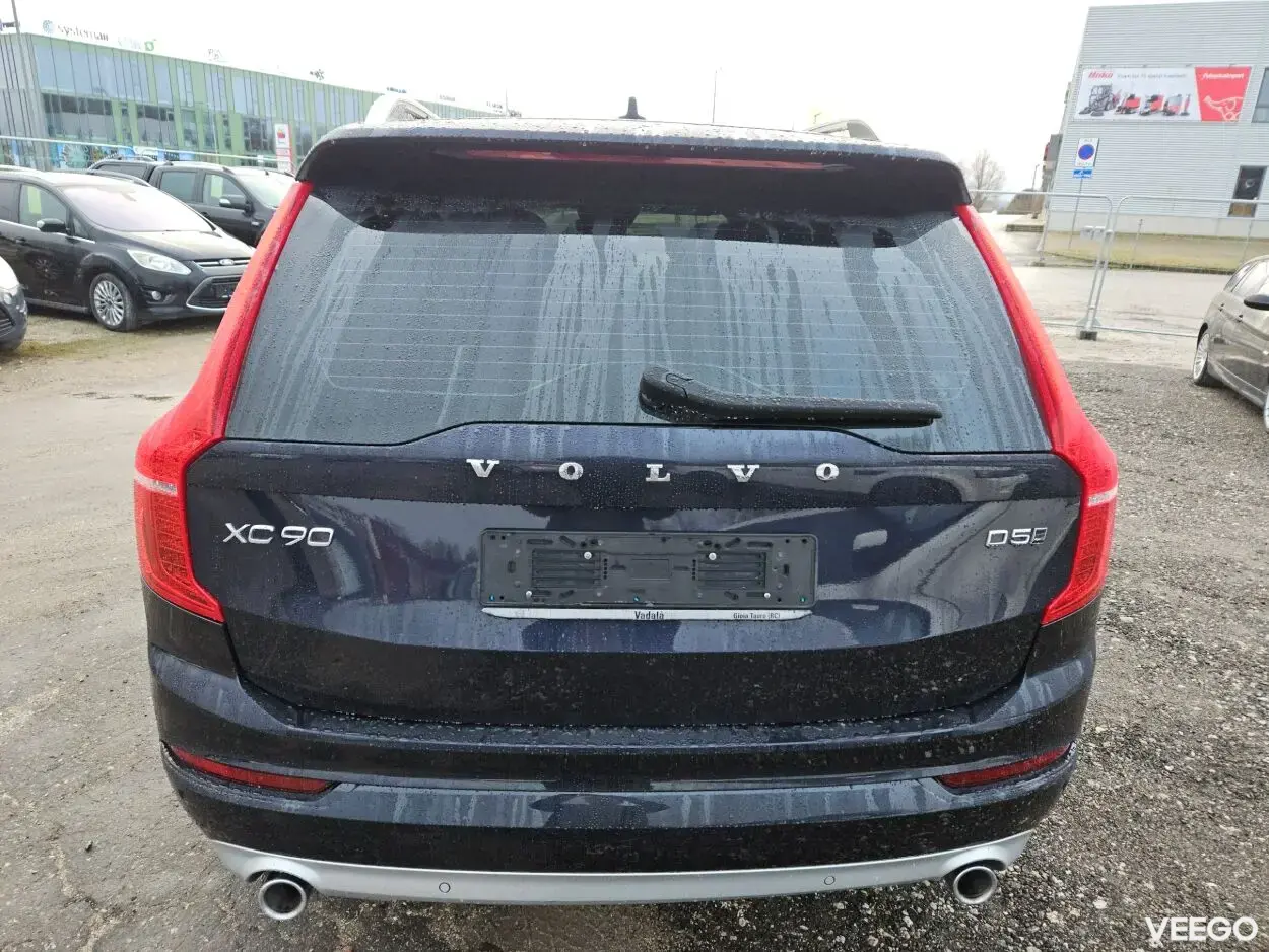 Volvo XC90 2.0 165kW