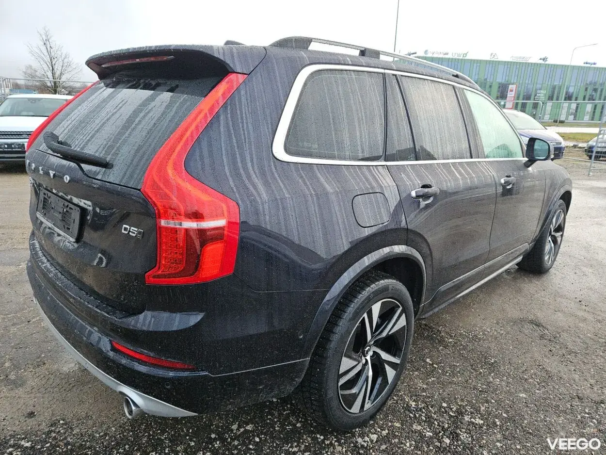 Volvo XC90 2.0 165kW