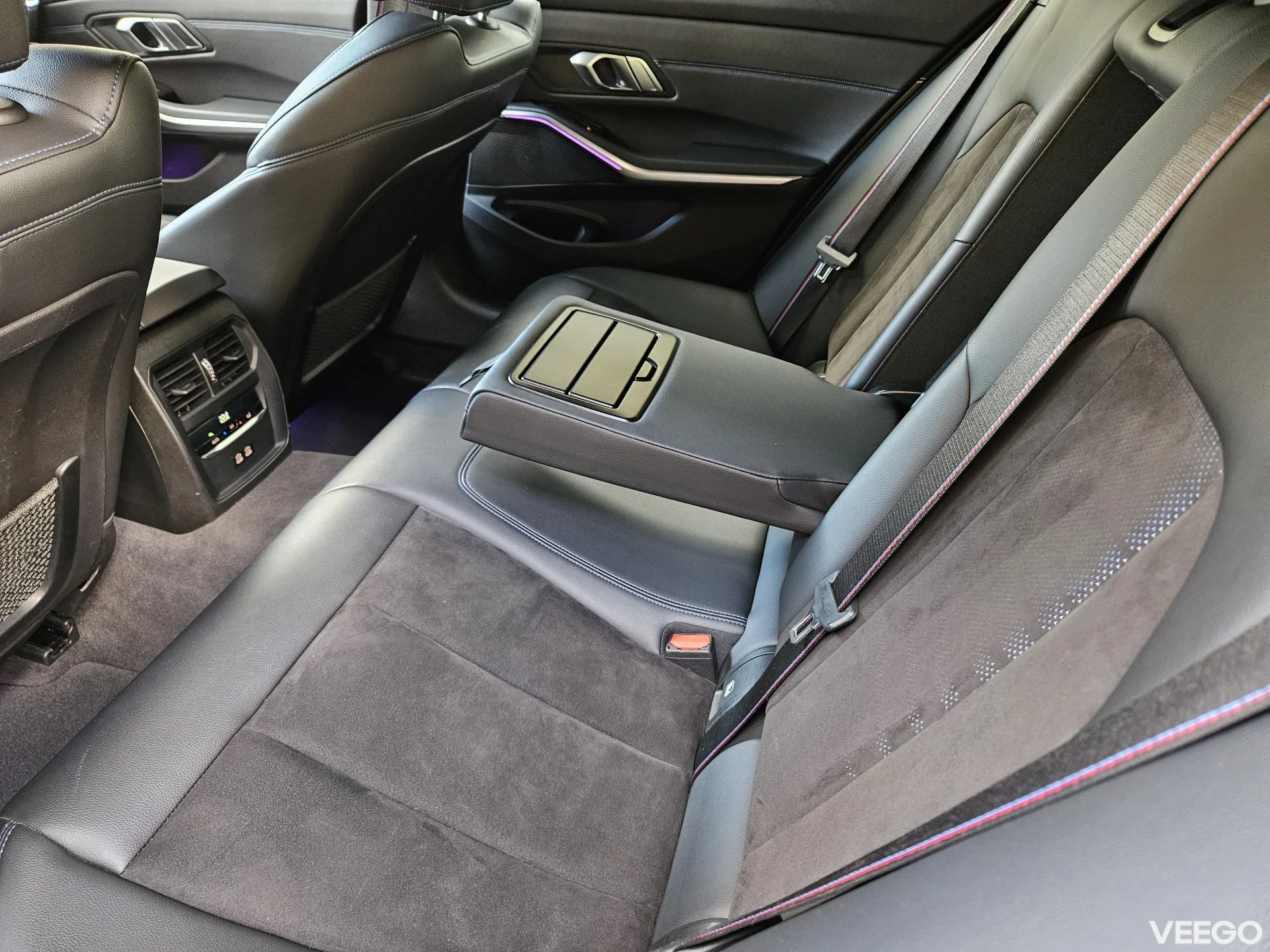 BMW 318D M-Pakett HighGloss Shadow-Line 2.0 110kW