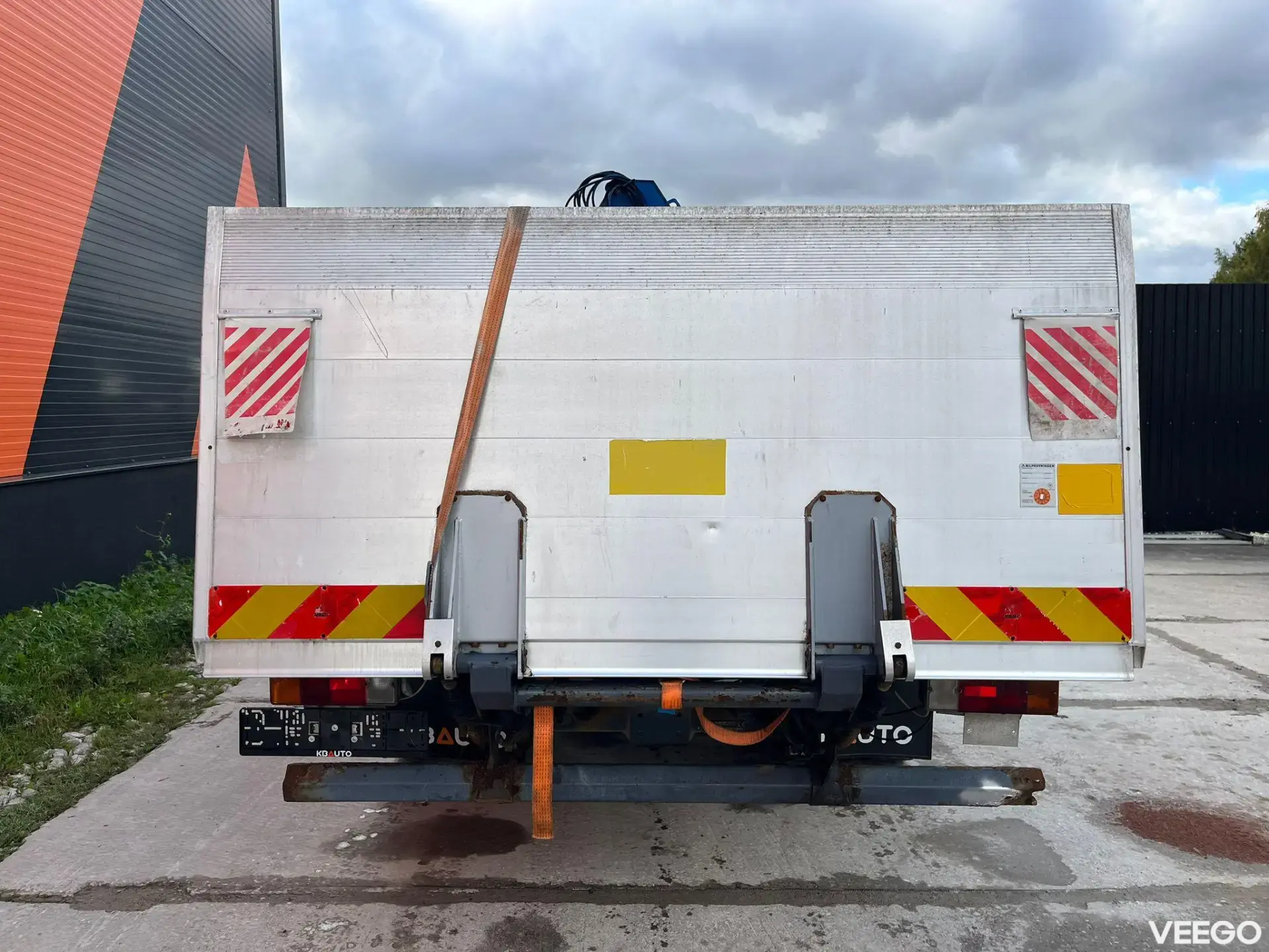 Volvo FL PK 8200 / BOX L=4249 mm 132kW