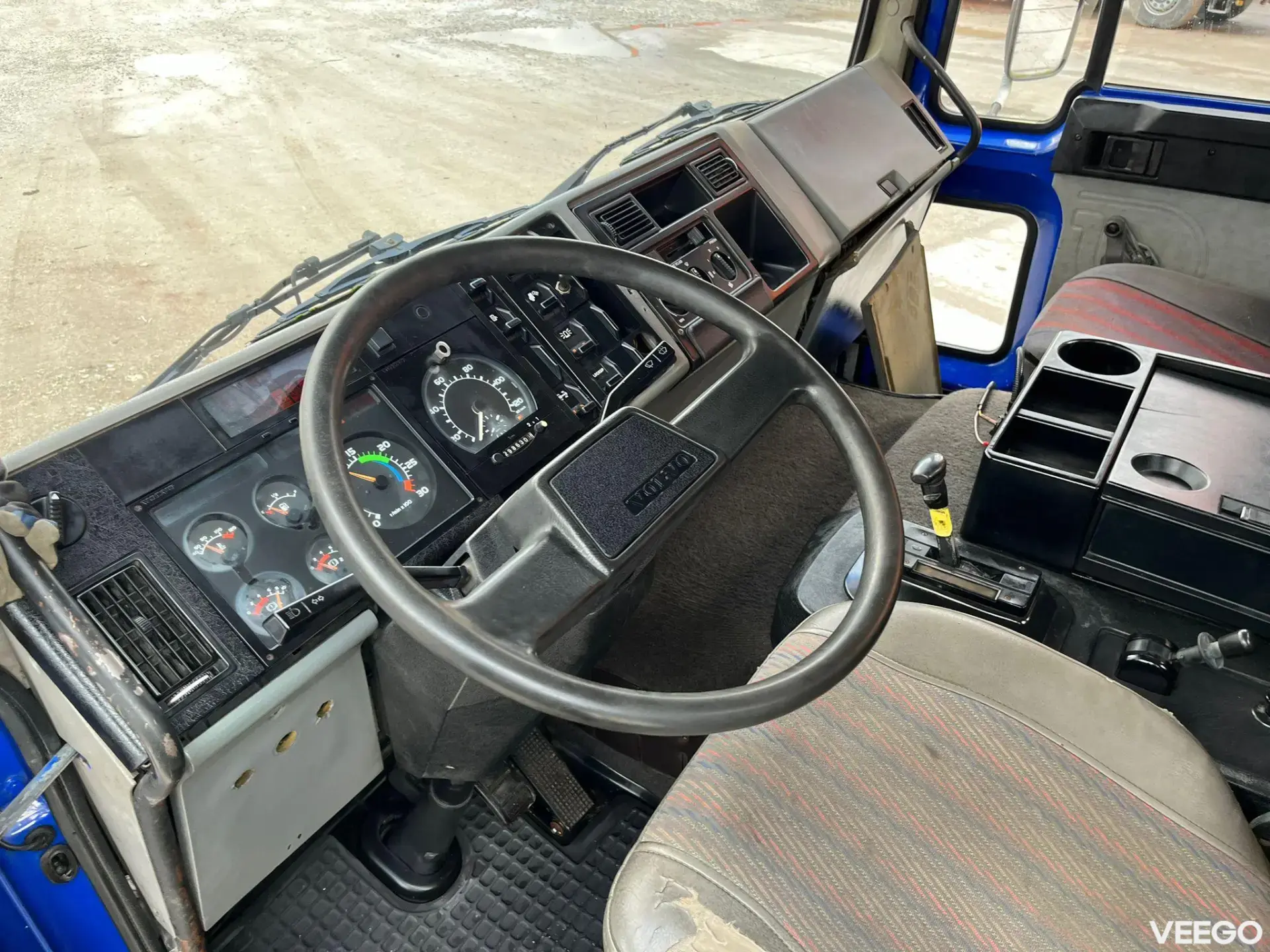 Volvo FL PK 8200 / BOX L=4249 mm 132kW
