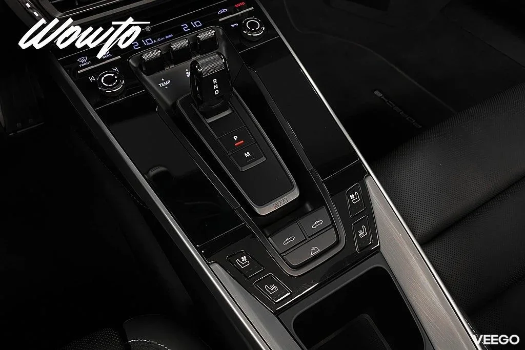 Porsche 911 992 Carrera 4S Cabriolet PDK 450HK /Lyft/Se Spec 331kW