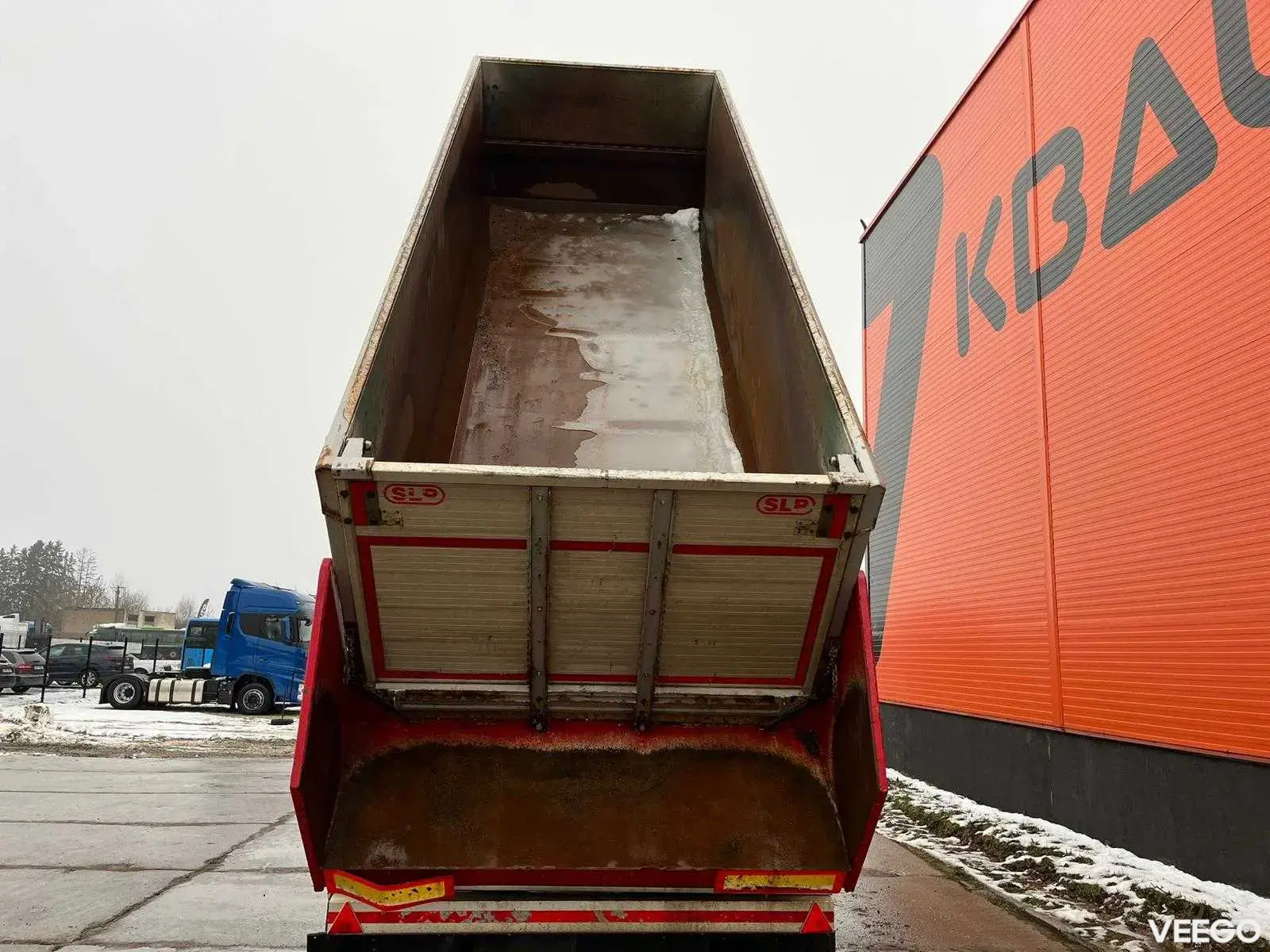 SLP 3-8200-KS BOX L=6100 mm