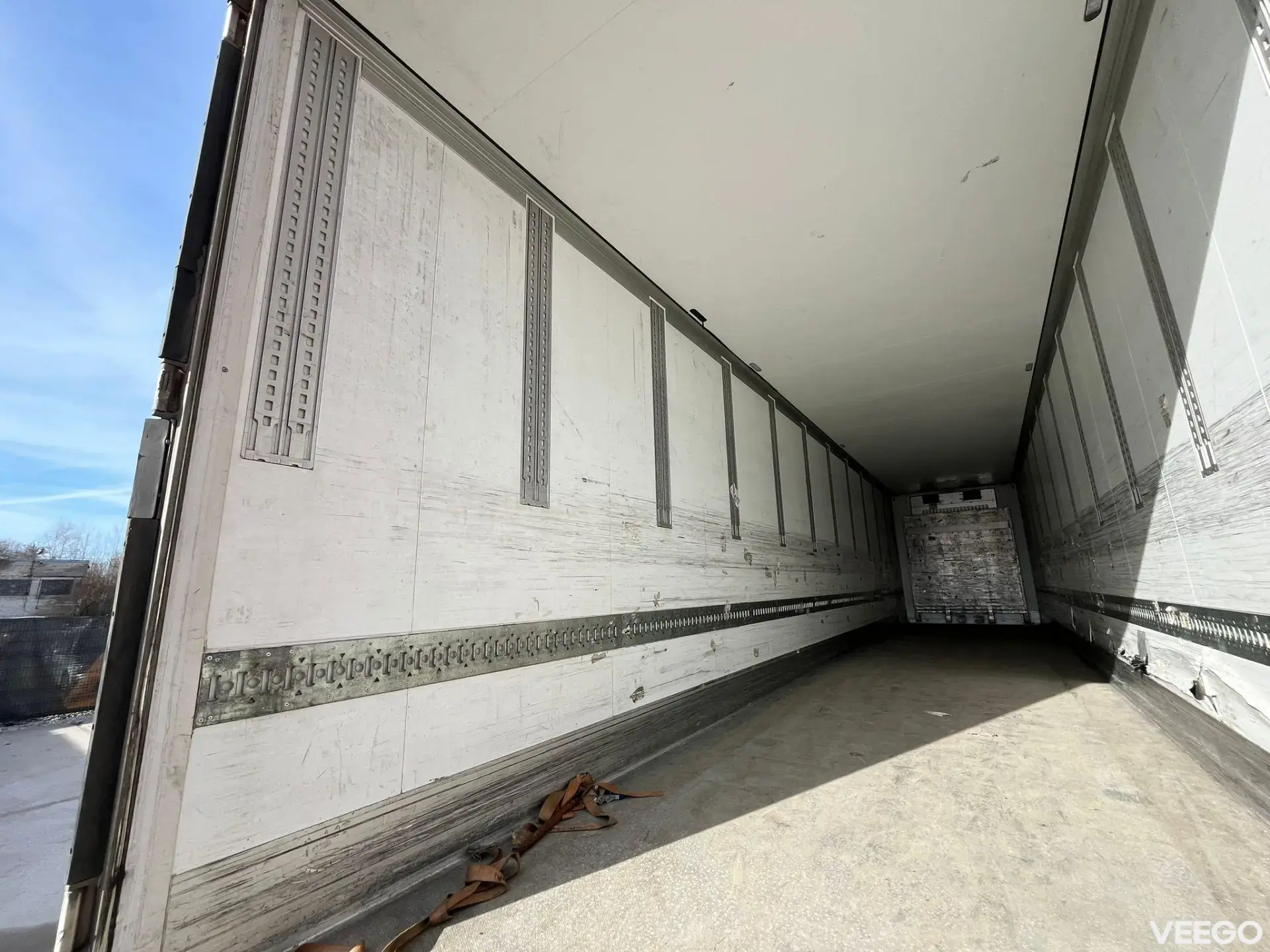 Schmitz SCB S3B CARRIER Vector 1550 / BOX L=13396 mm kW