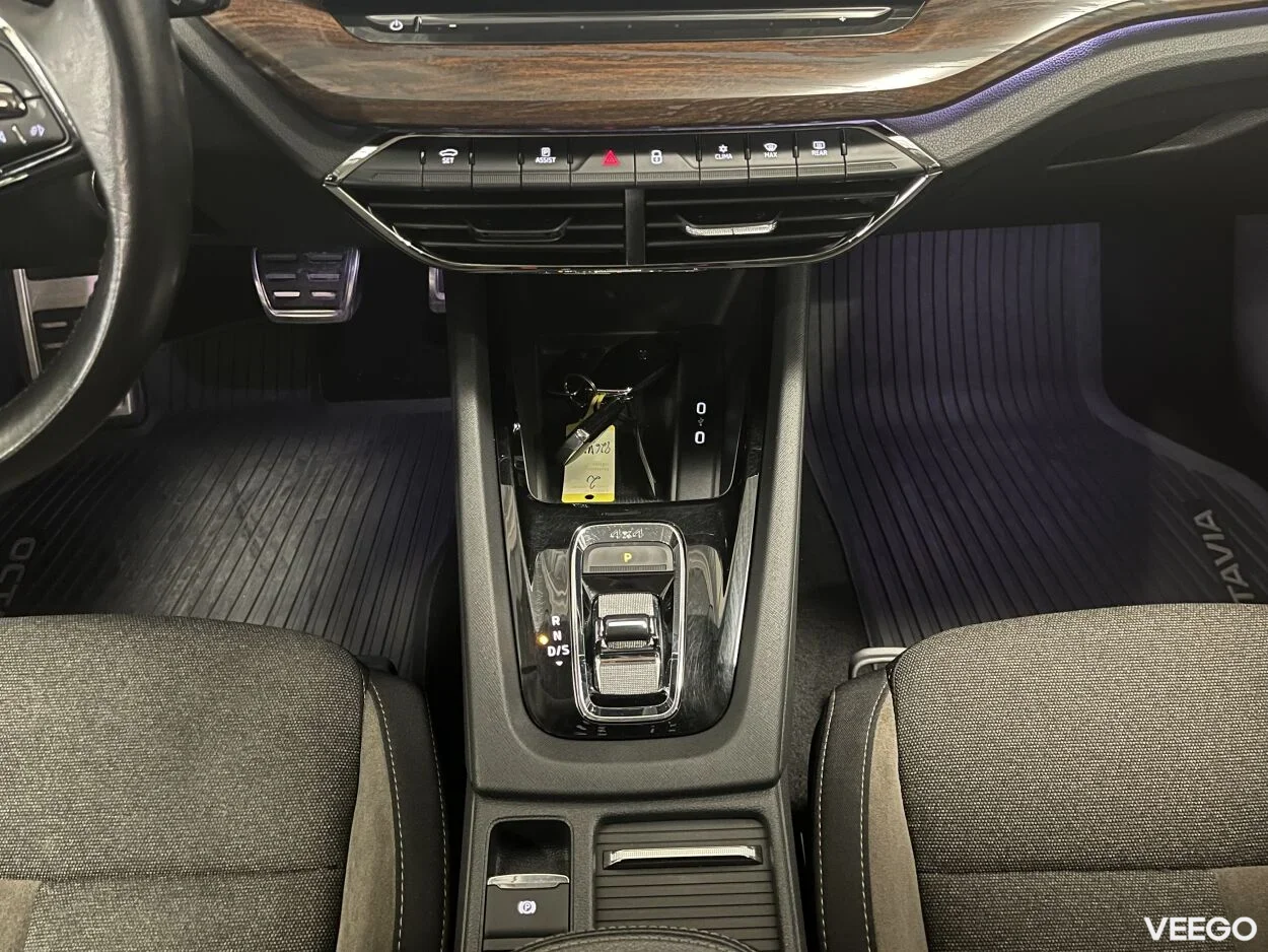 Skoda Octavia Combi Scout 4x4 7-k DSG 2 147kW