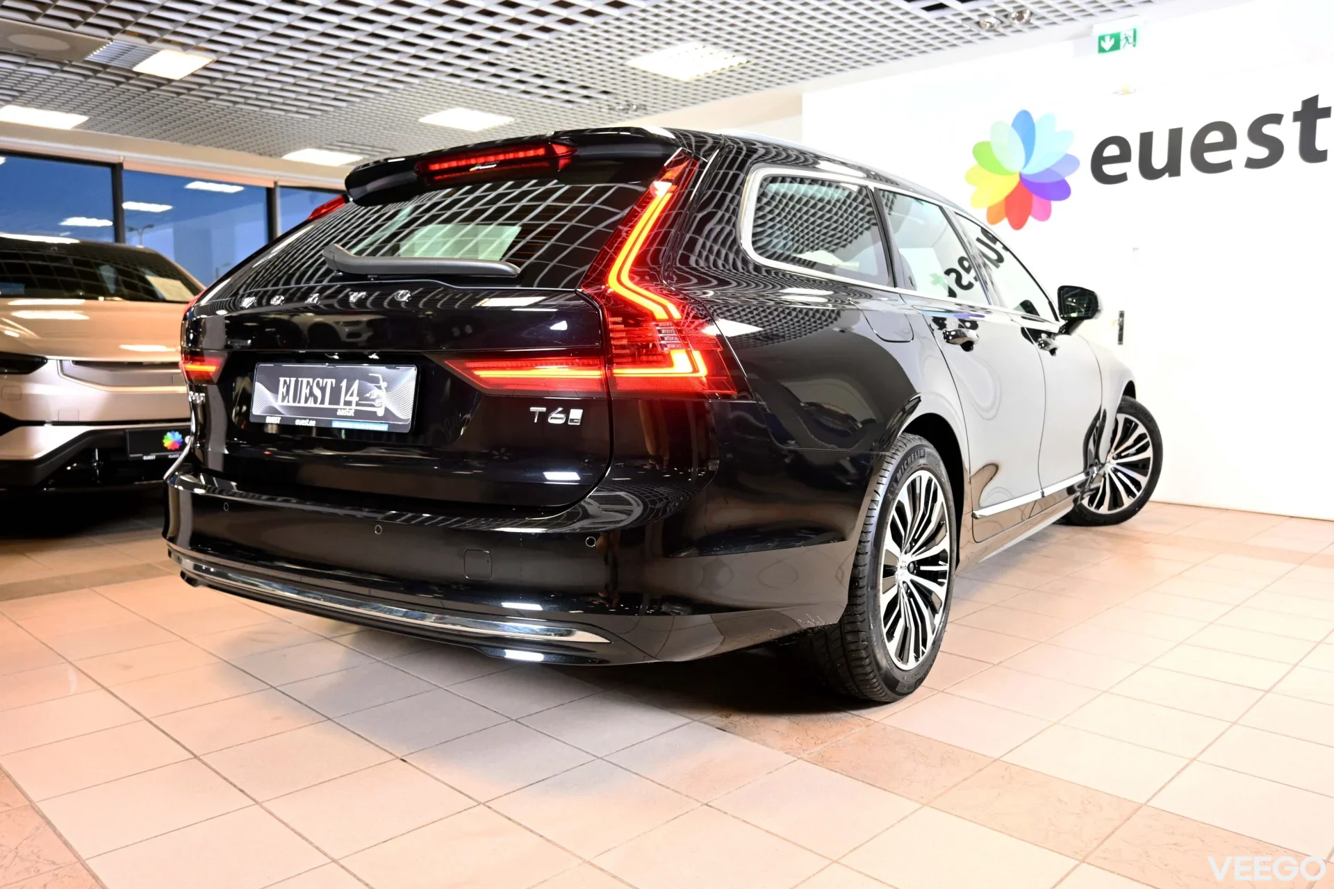 Volvo V90 AWD T6 ULTIMATE BRIGHT INTELLI SAFE PRO 2 293kW