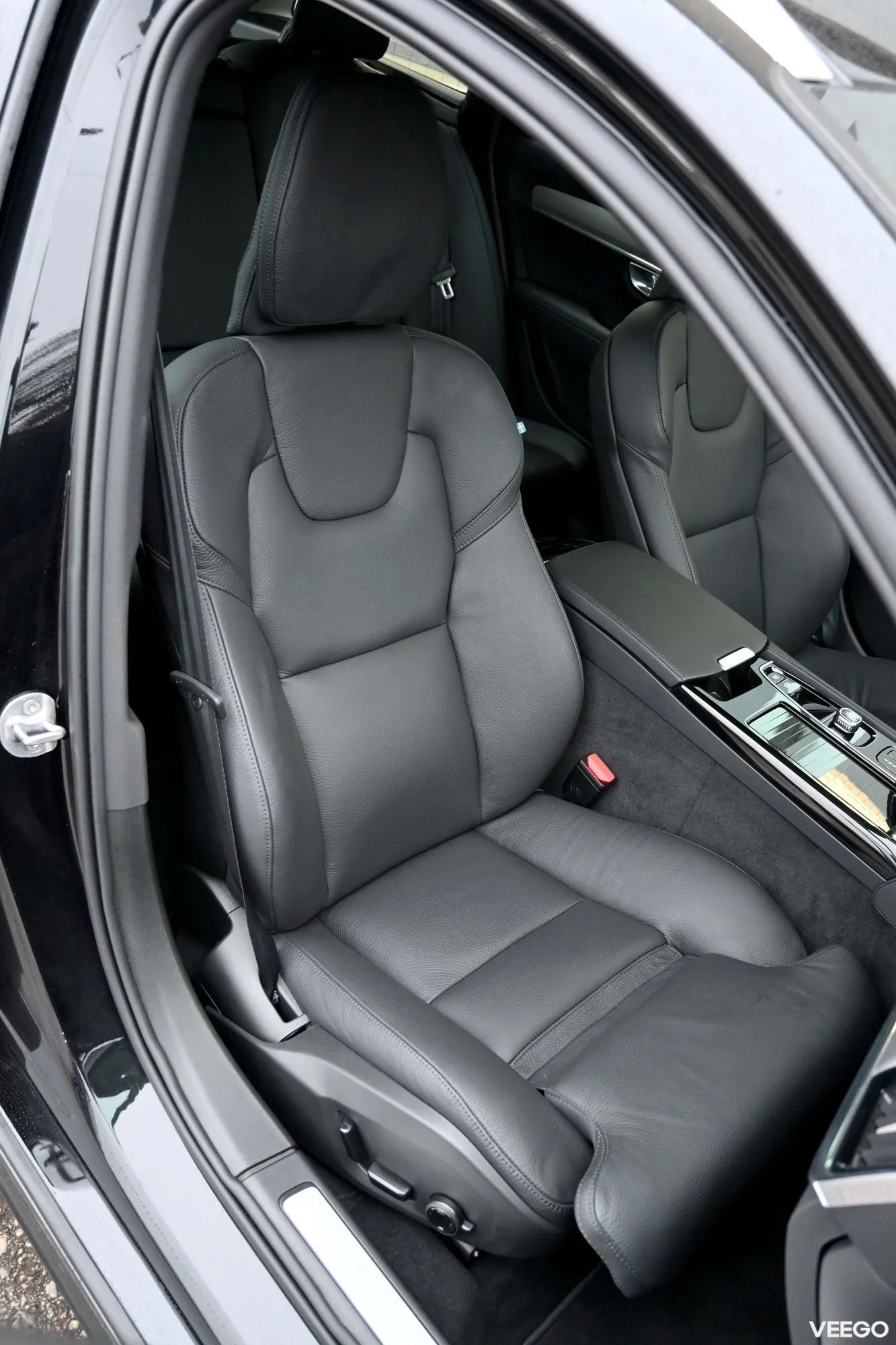 Volvo V90 AWD T6 ULTIMATE BRIGHT INTELLI SAFE PRO 2 293kW