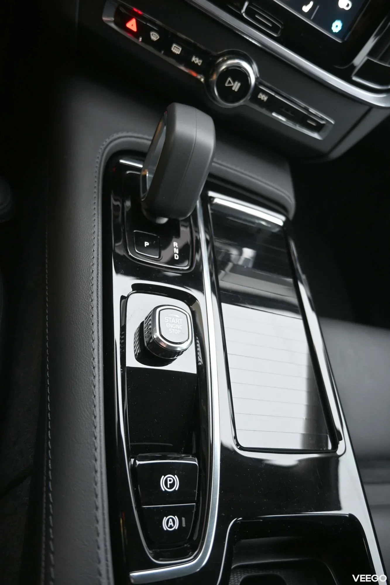 Volvo V90 AWD T6 ULTIMATE BRIGHT INTELLI SAFE PRO 2 293kW