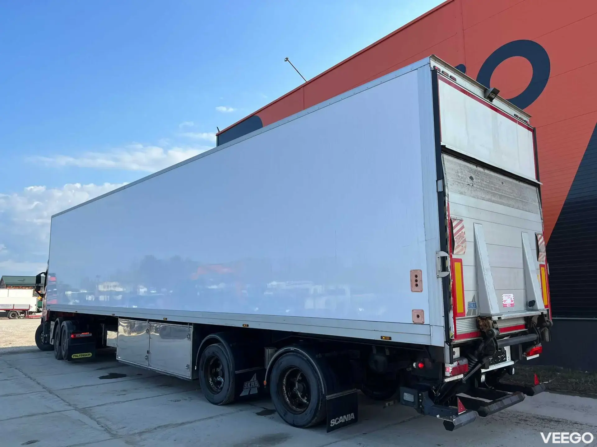 HFR SK 20 THERMOKING SLX / BOX L=13482 mm kW