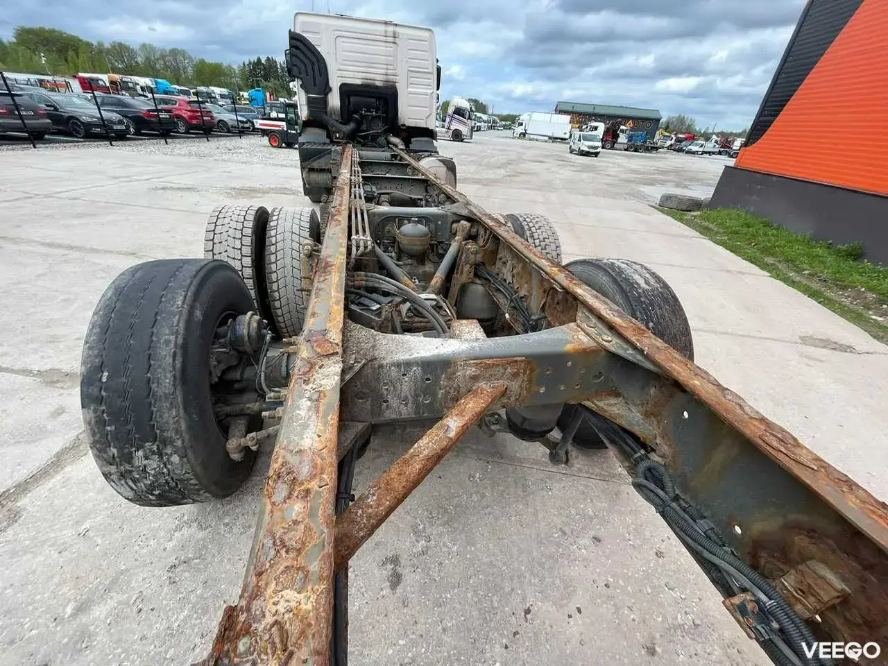 Volvo FM CHASSIS L=8779 mm 220kW