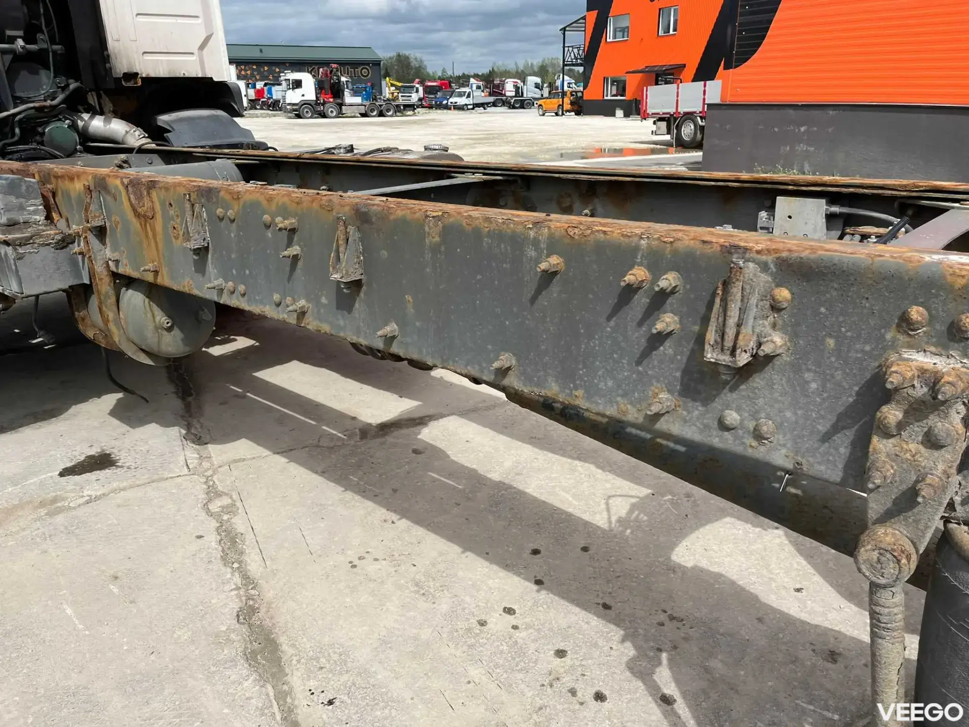 Volvo FM CHASSIS L=8779 mm 220kW