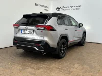 Toyota RAV4 131kW thumbnail