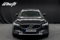 Volvo V90 Cross Country T5 AWD 250HK Inscription /Pano /360 184kW thumbnail
