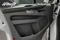 Ford Transit Transit Custom 300 2.0 170HK L2 3-Sits /V-Inredd /Moms 125kW thumbnail