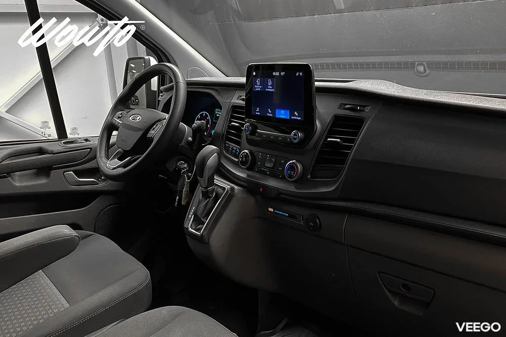 Ford Transit Transit Custom 300 2.0 170HK L2 3-Sits /V-Inredd /Moms 125kW