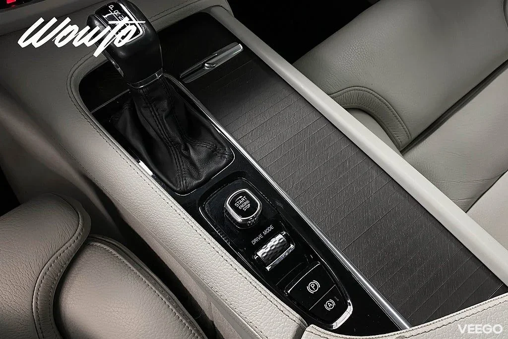 Volvo V90 Cross Country T5 AWD 250HK Inscription /Pano /360 184kW