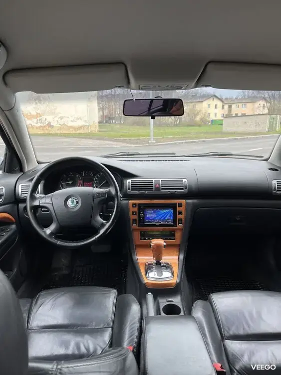 Skoda Superb 2.5 120kW